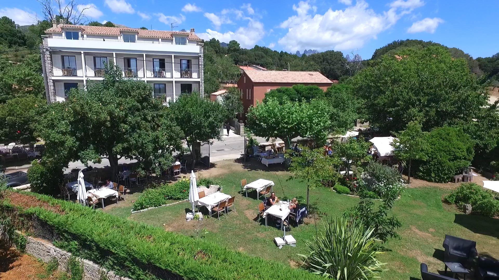 Sole E Monti Hotel Quenza Екстериор снимка